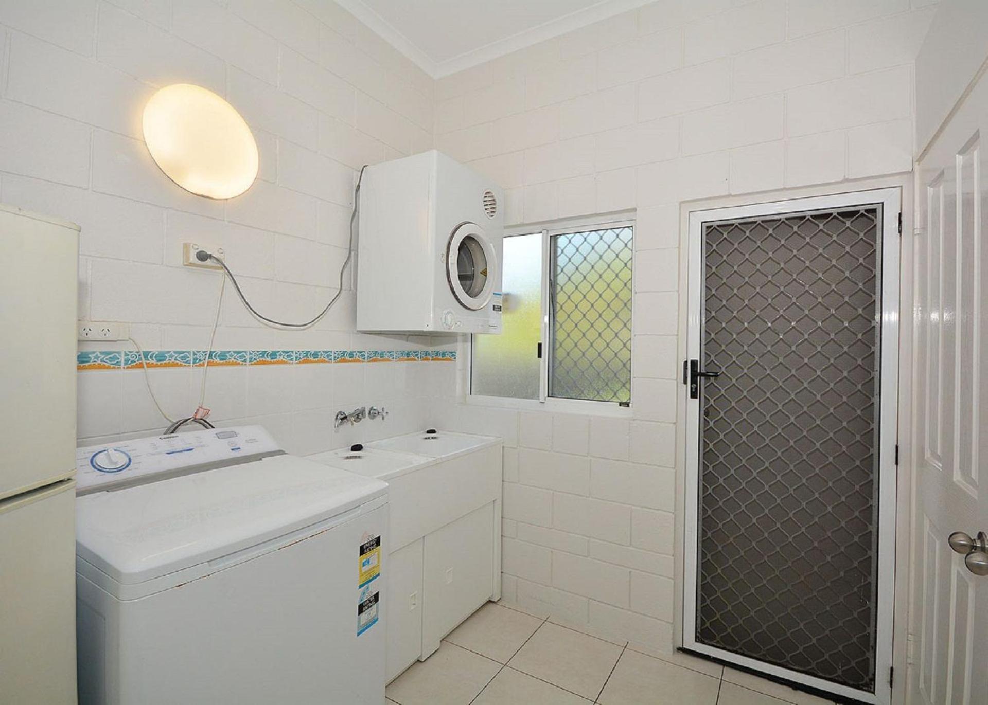 Beach House On Burrum- Close To Beach- 3Br- Wifi-Foxtel Вудгейт Экстерьер фото