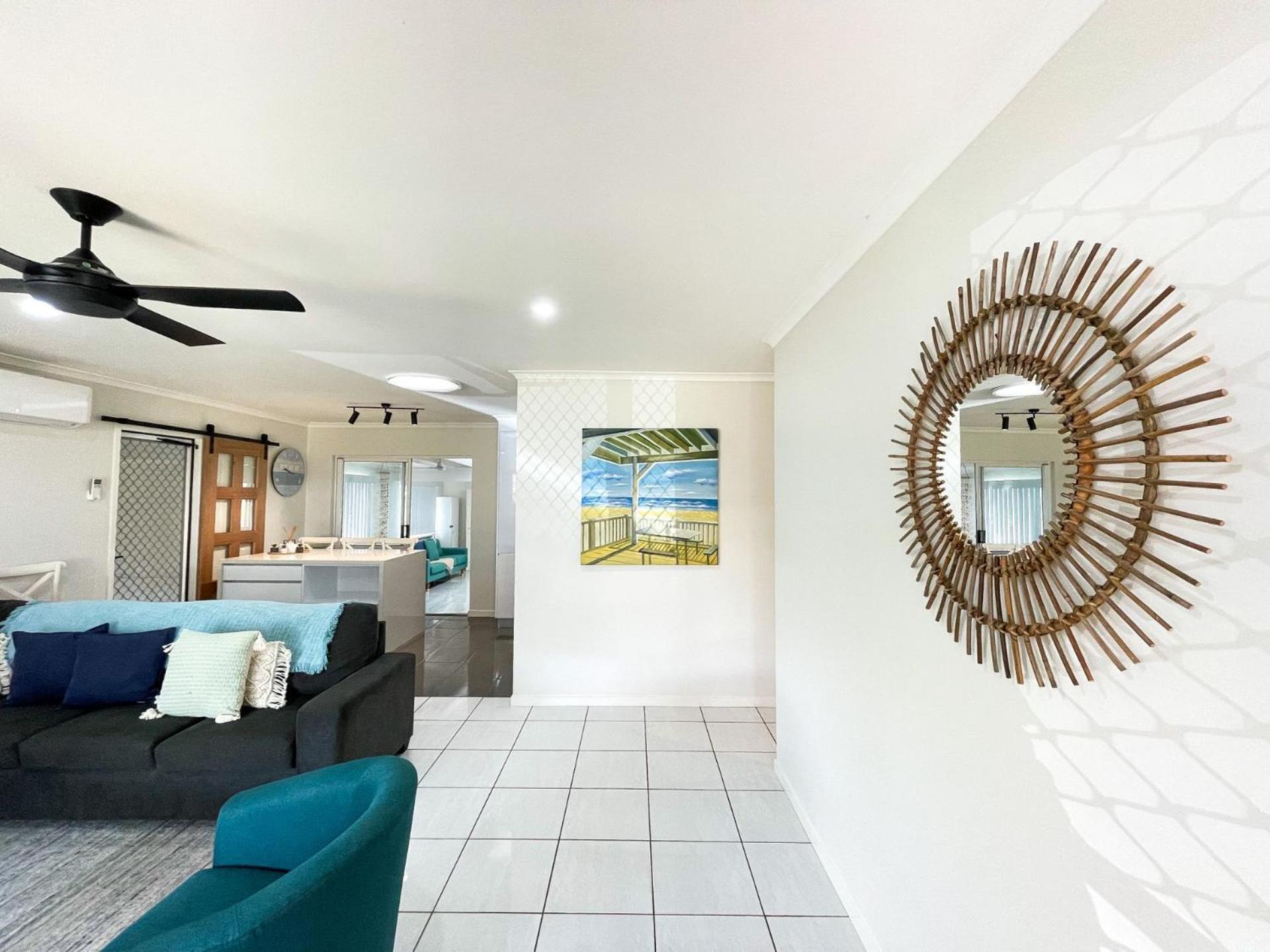 Beach House On Burrum- Close To Beach- 3Br- Wifi-Foxtel Вудгейт Экстерьер фото